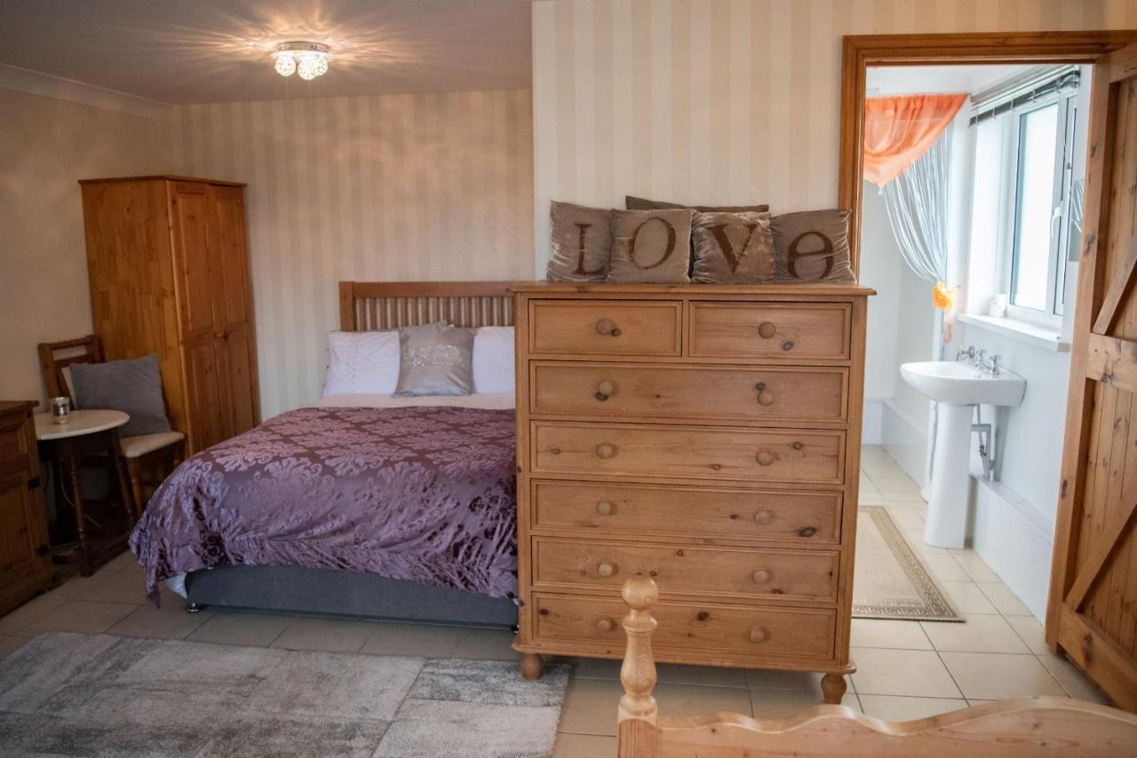 Pantysgyfarnog Near Carmarthenshire Pembrokeshire Hotel Екстериор снимка